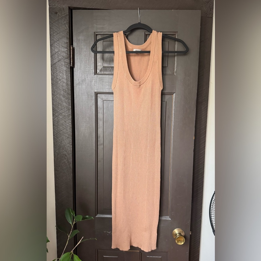 H&M Sleeveless Midi Dress - Tan